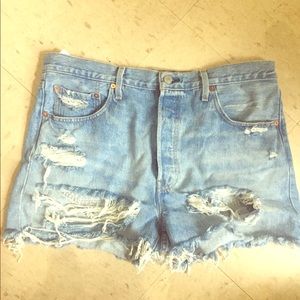501 Levi’s jean shorts (Never been worn)